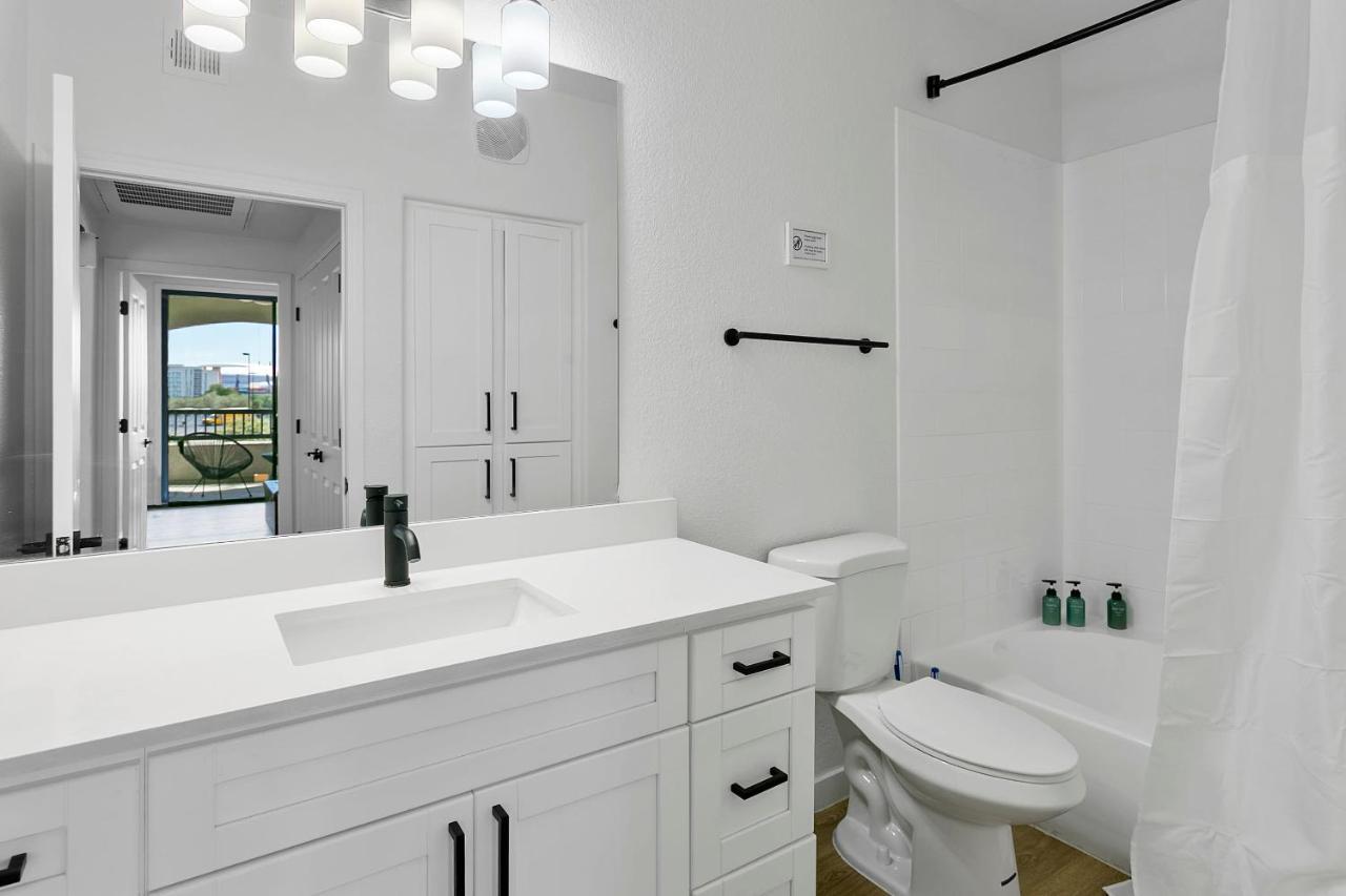 Cozysuites Glendale By The Stadium With Pool 05 Exterior foto